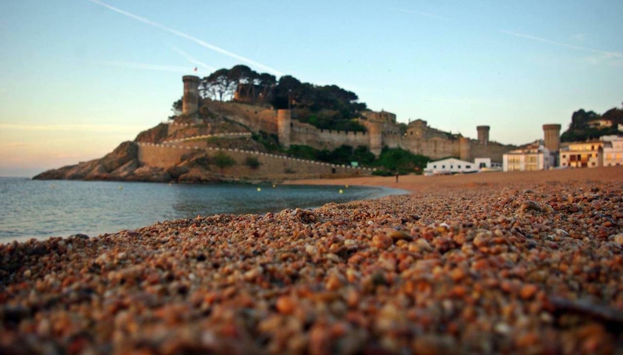 Lets Holidays Mediterranean Apartment 3 Minutes To The Beach 3 Tossa de Mar Bagian luar foto