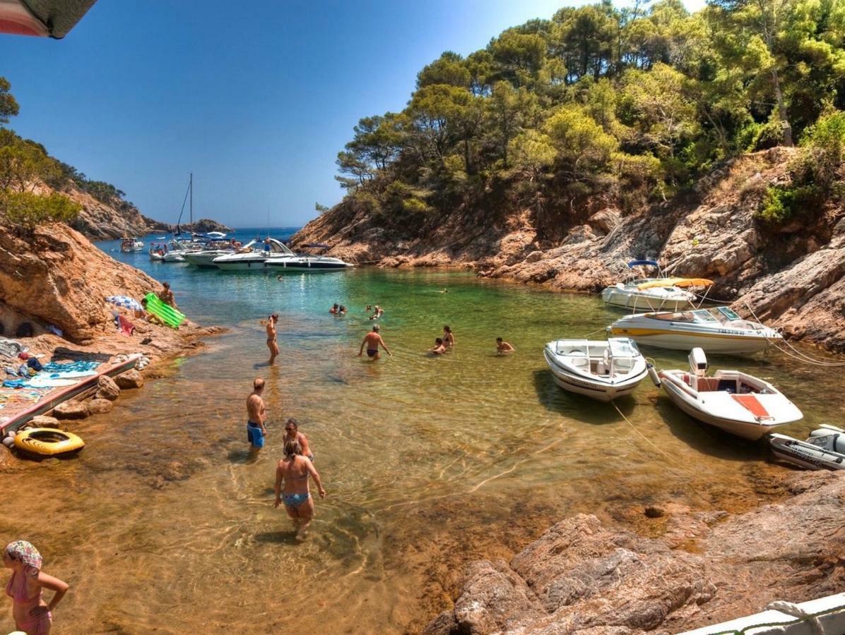 Lets Holidays Mediterranean Apartment 3 Minutes To The Beach 3 Tossa de Mar Bagian luar foto